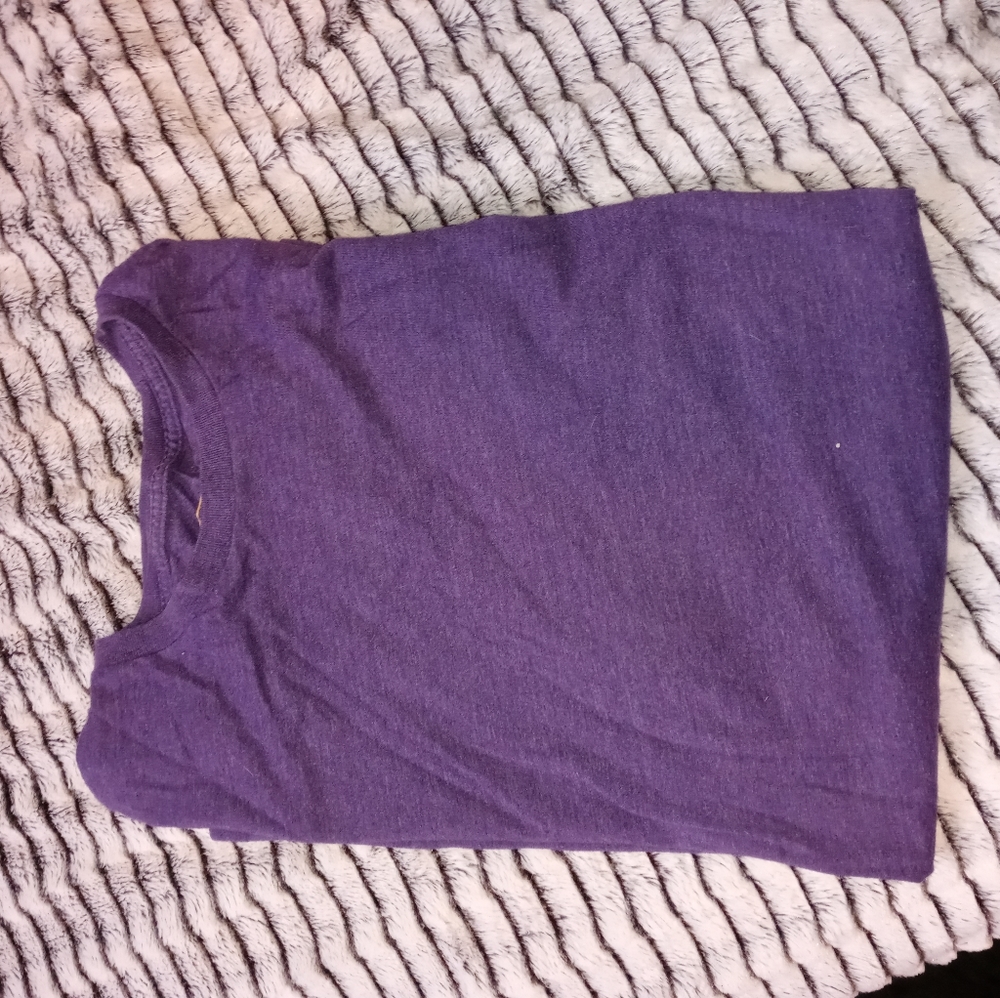 Mens Extra Large Tall tee shirt.